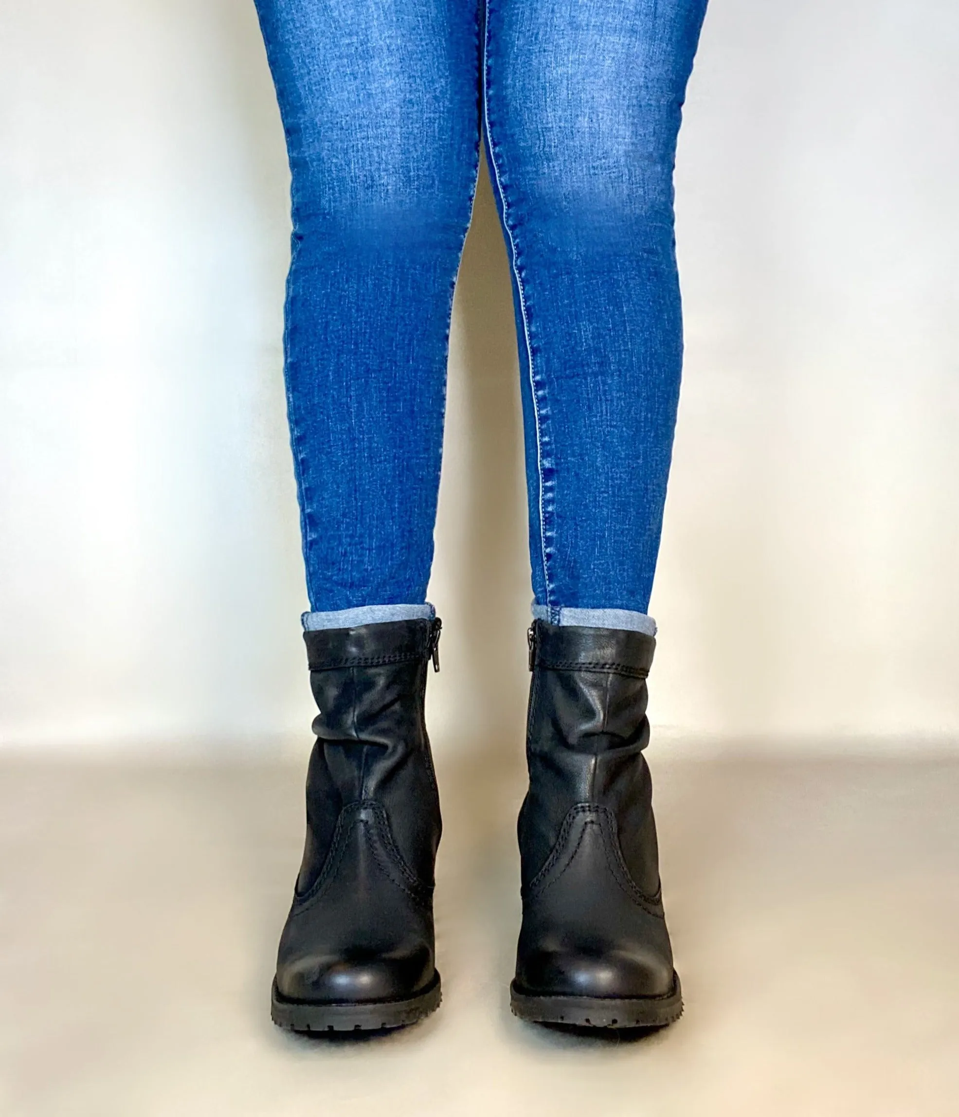 Alexa Black Slouchy Boot