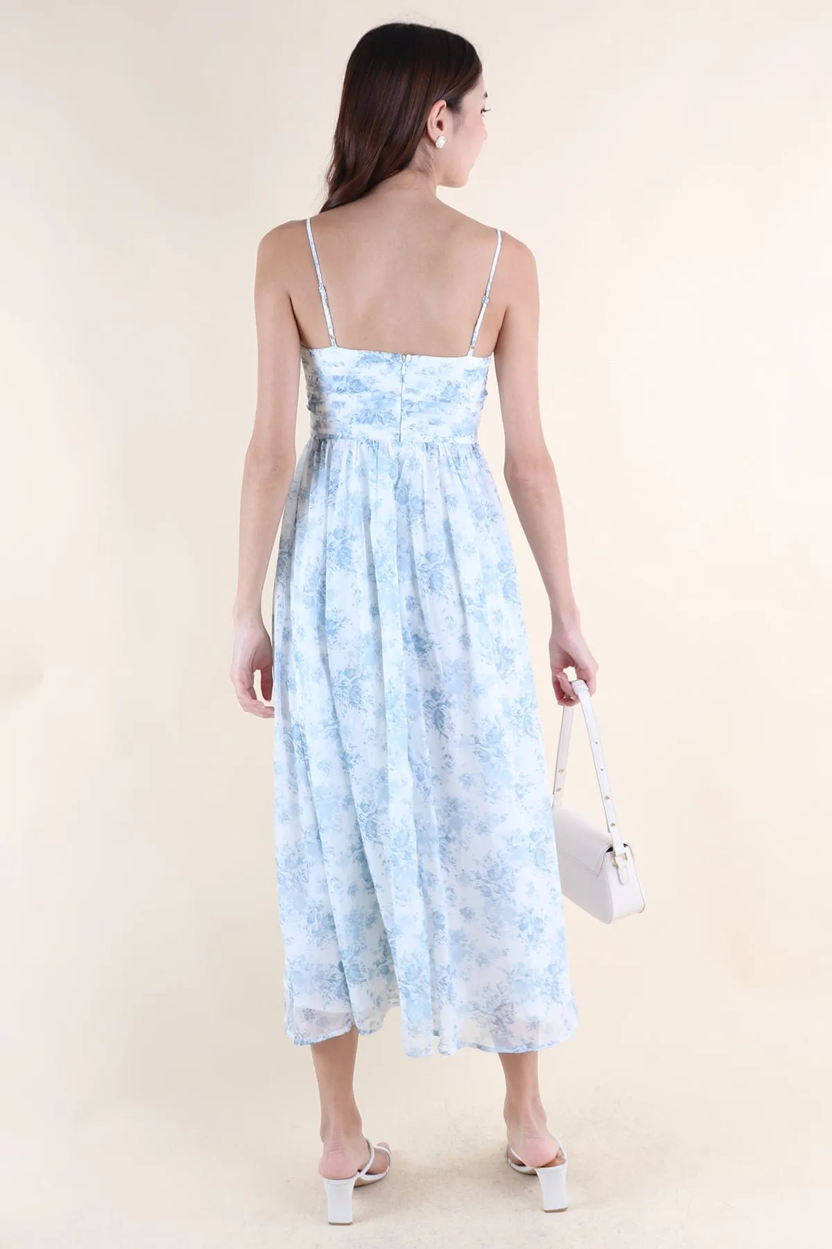 CECILY FLORAL MAXI IN SNOW BLUE