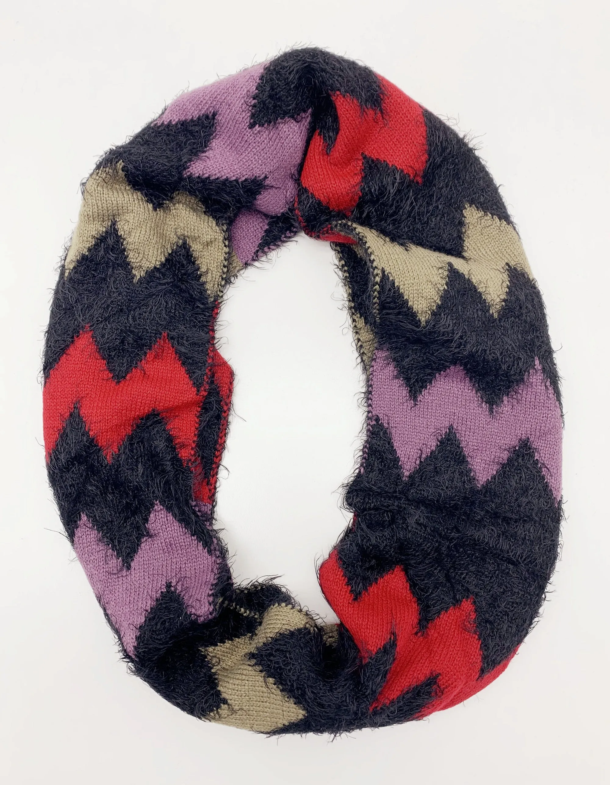 JC012007 Zigzag Fuzzy Infinity Scarf