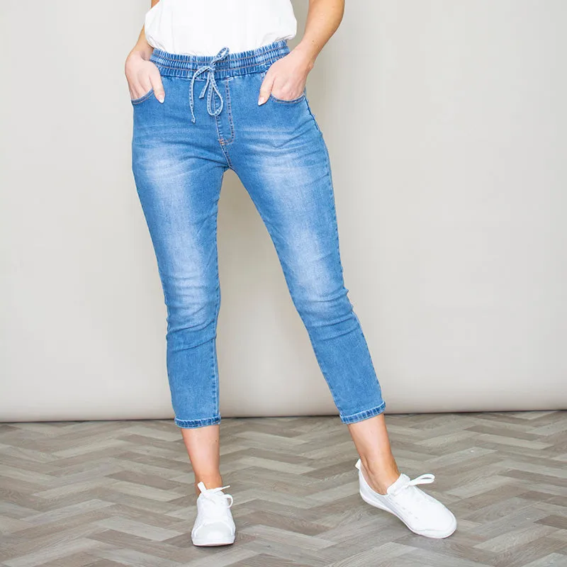 Lena Relaxed Crop Skinny Jean (Light Blue)