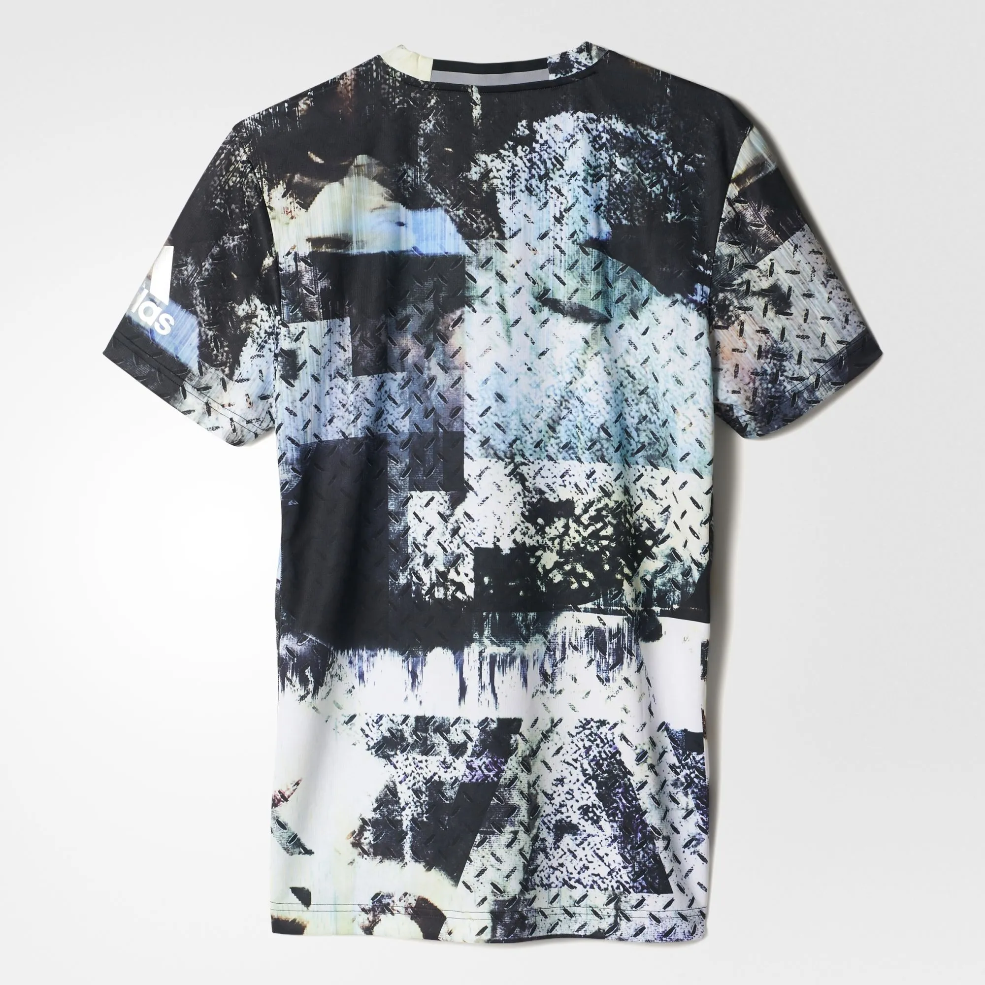 Men Running Climachill Graphic Tee AP6243