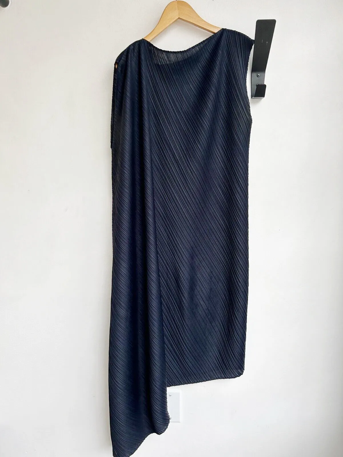 PLEATS PLEASE NAVY ASYMMETRIC DRESS