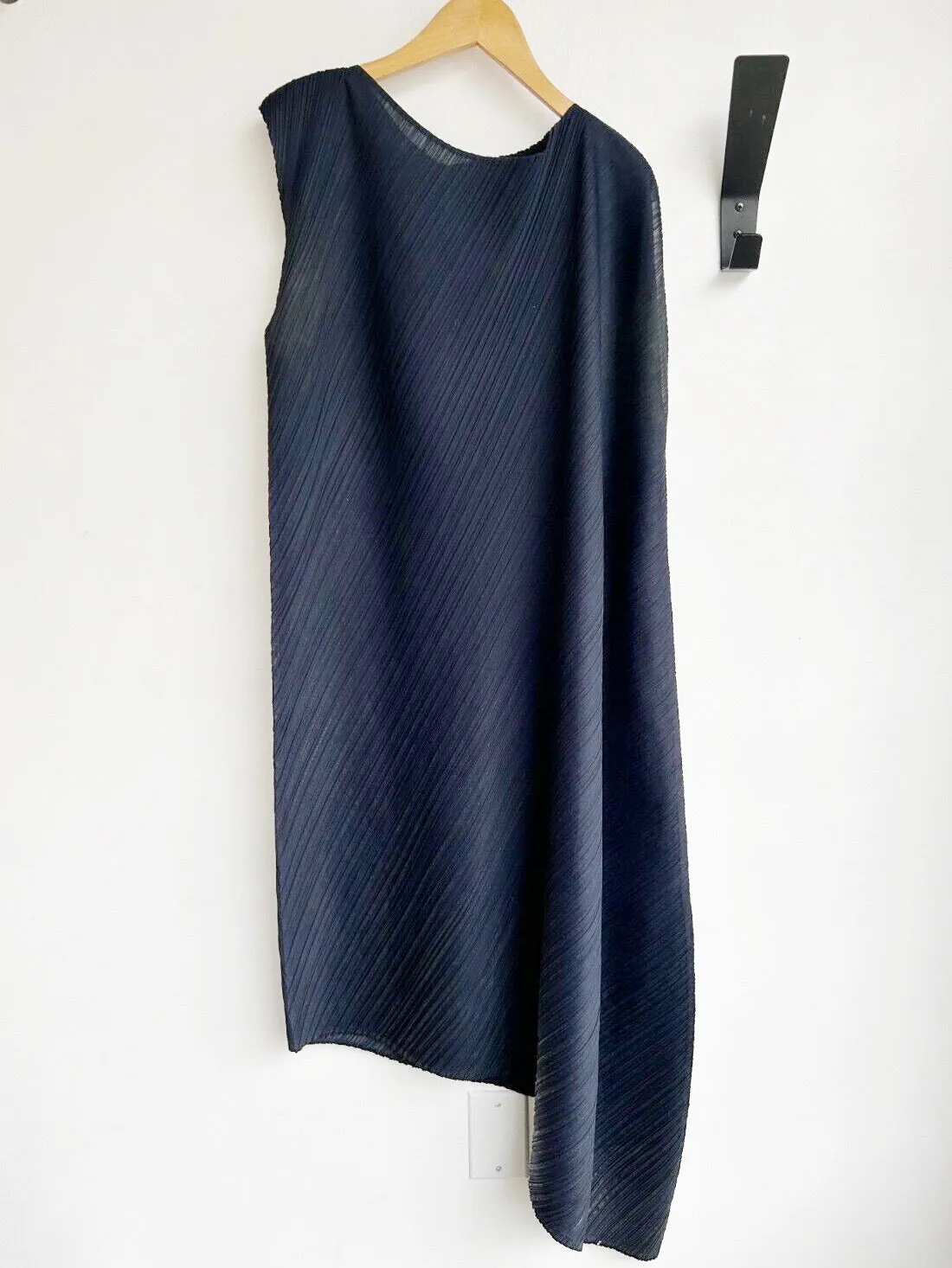 PLEATS PLEASE NAVY ASYMMETRIC DRESS