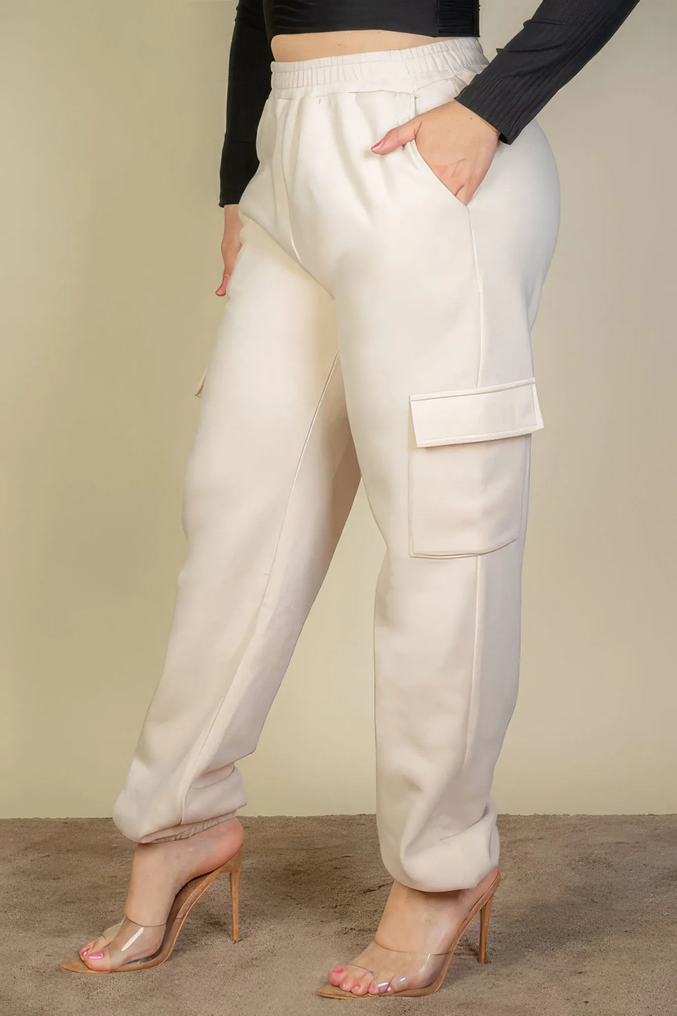 Plus size side pocket drawstring waist sweatpants