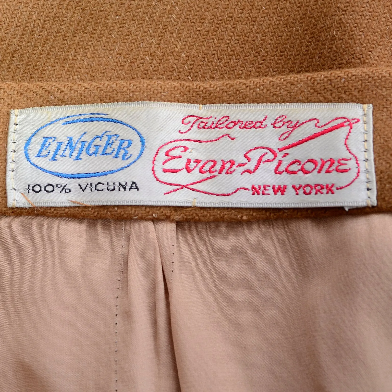 Rare 1950s Vintage Evan Picone 100% Vicuna Toffee Brown Skirt