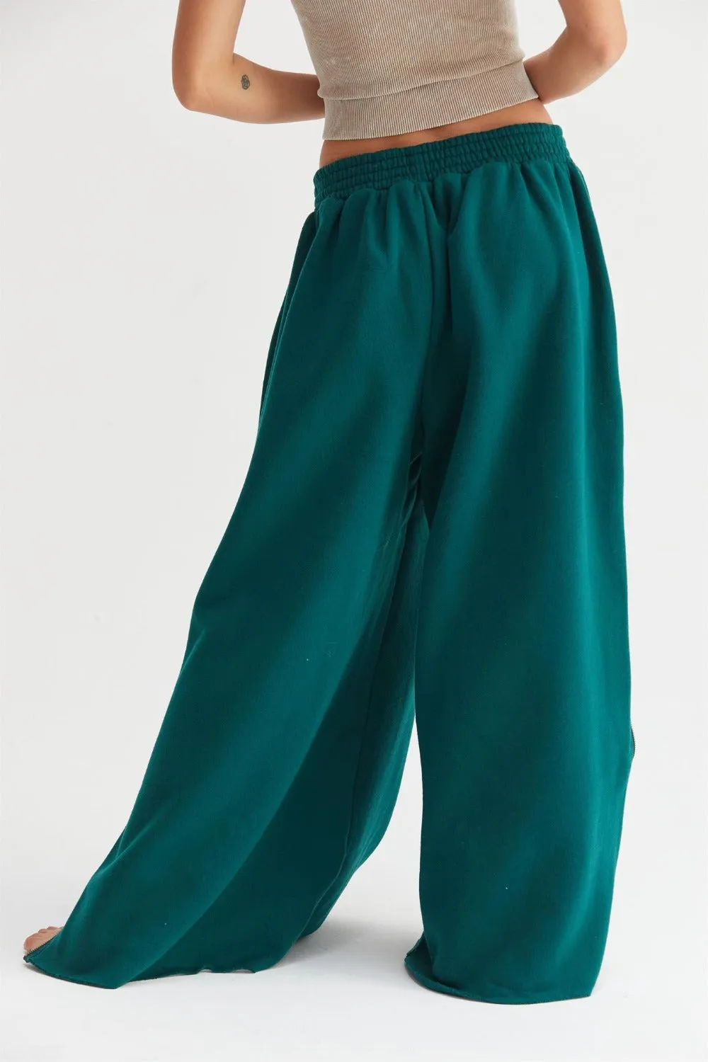 Wide-Leg Side Zipper Sweatpants