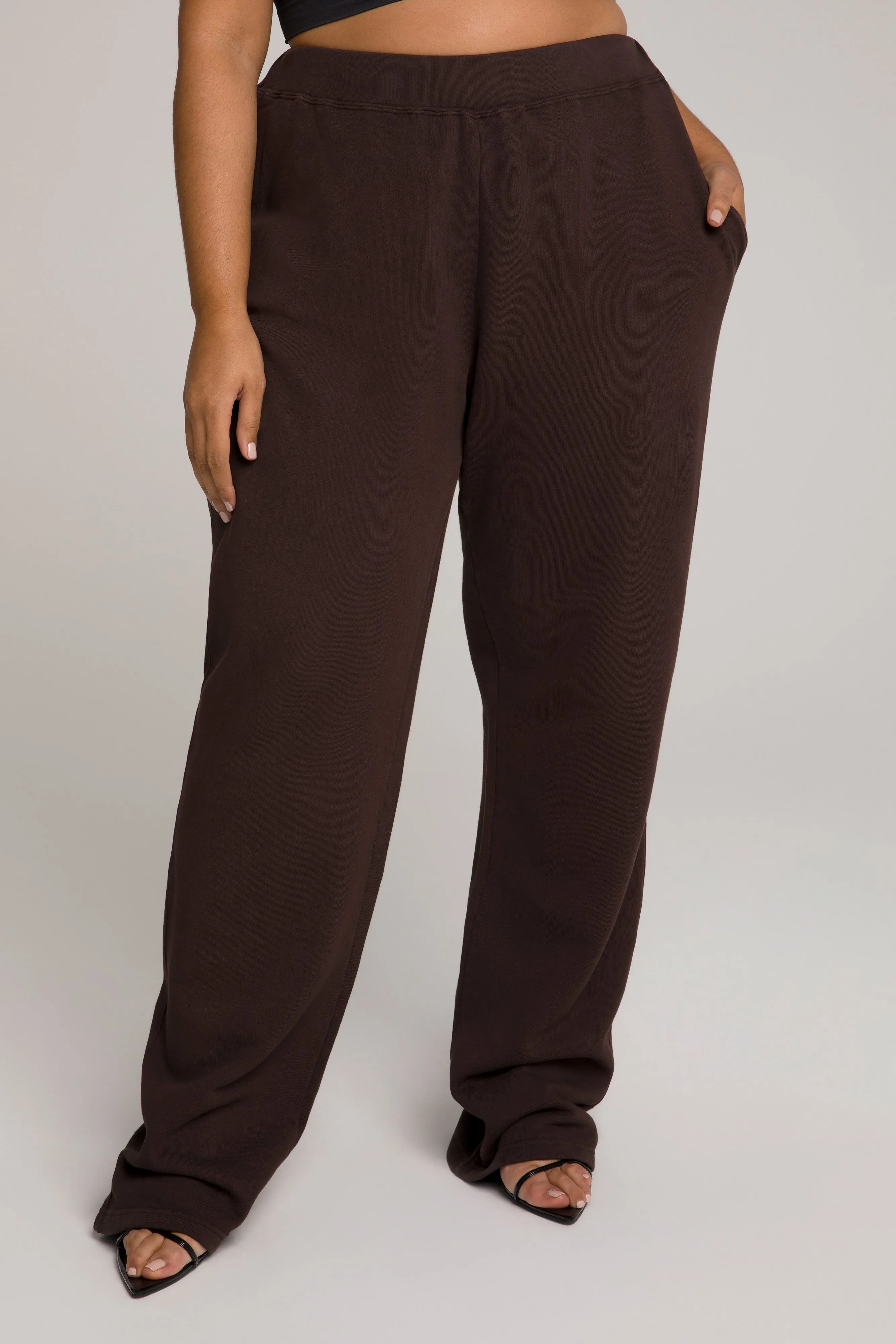 WIDE LEG SWEATPANTS | COFFEE001