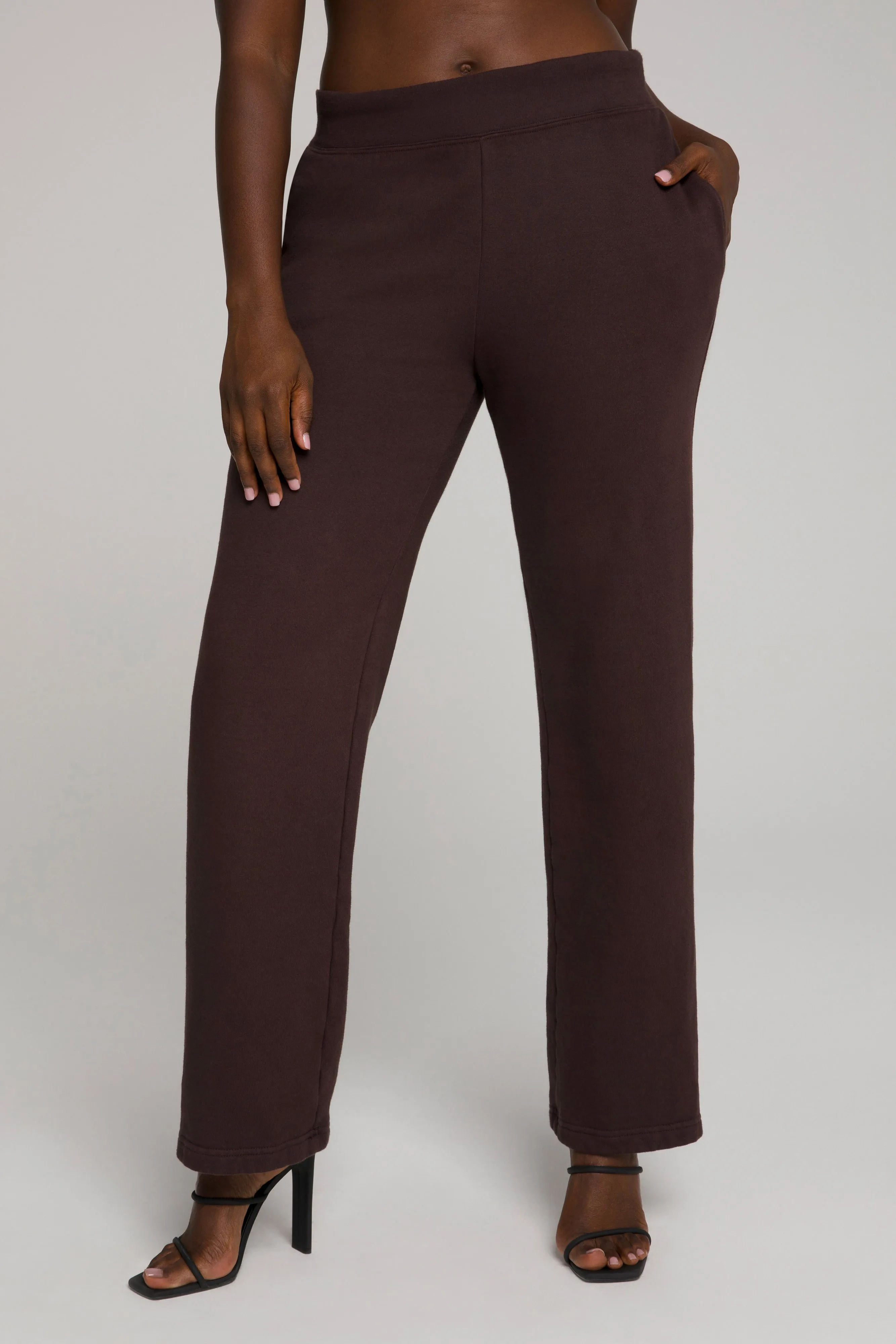 WIDE LEG SWEATPANTS | COFFEE001