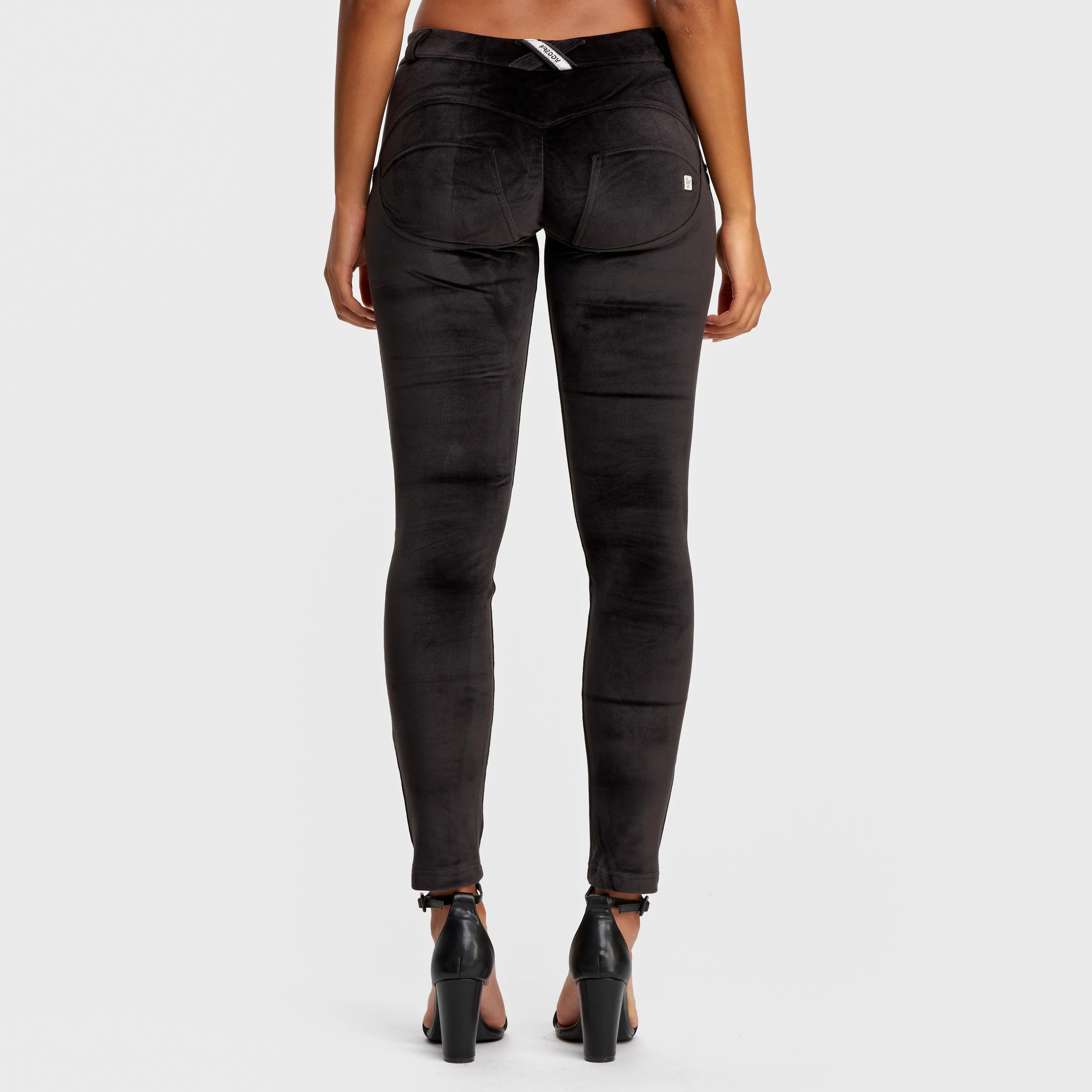 WR.UP® Velvet  - Mid Waist - Full Length - Black